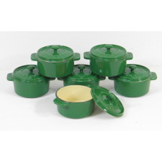 Żeliwny okrągły garnek, kolor zielony